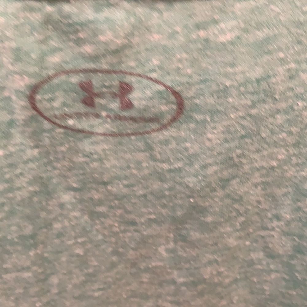 Under Armour tee - Picture 4 of 4